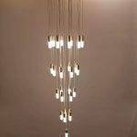 Photo Modern resin chandelier