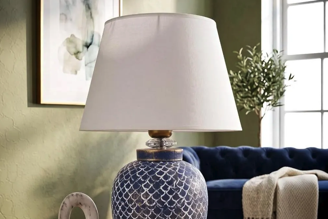 Timeless Elegance: Blue and White Porcelain Table Lamp