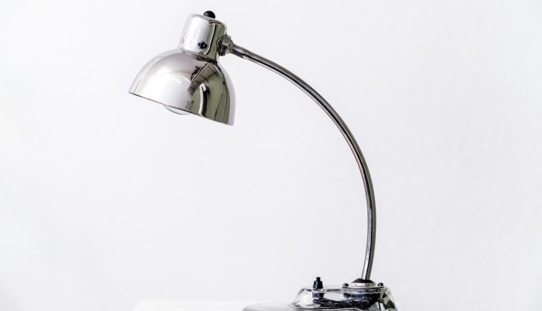 Photo banker lamp